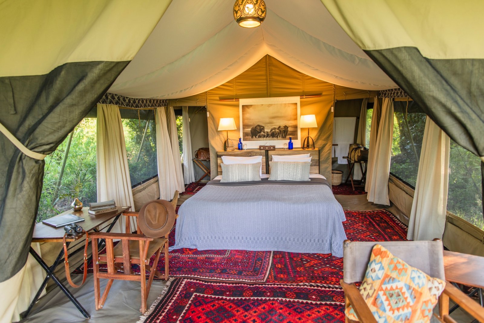 Double Tent detail