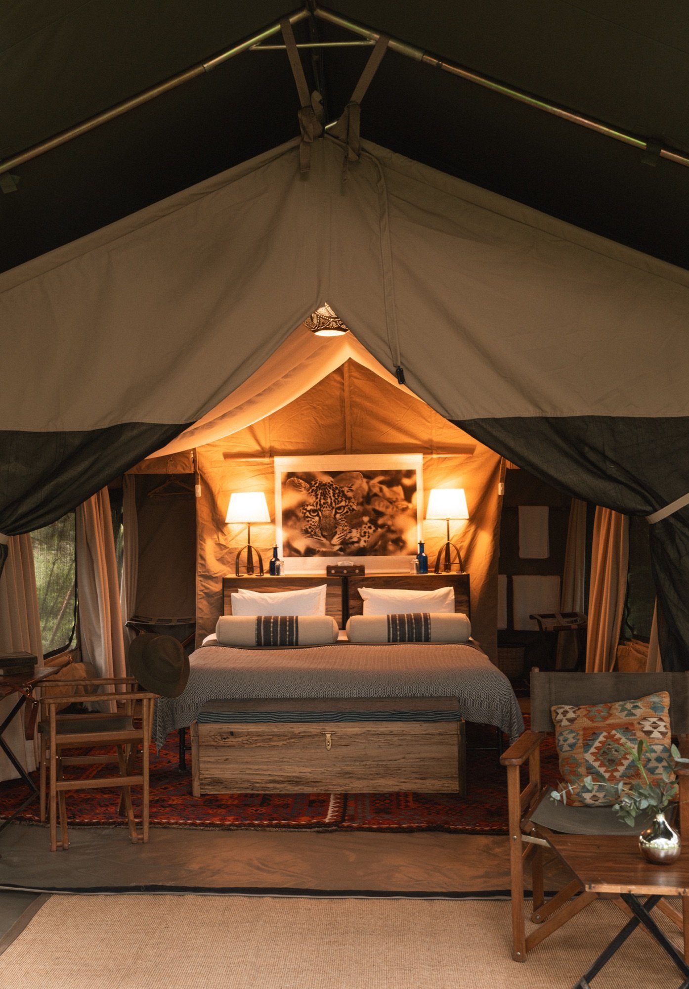 Double Tent detail